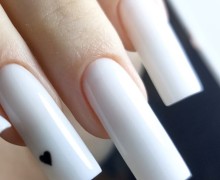 Tulip Nail Bar: Маникюр, педикюр и оформление бровей  - всё для вашего идеального образа
