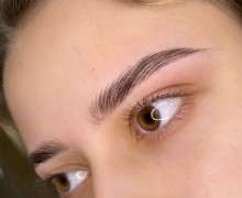 Tulip Nail Bar: Маникюр, педикюр и оформление бровей  - всё для вашего идеального образа