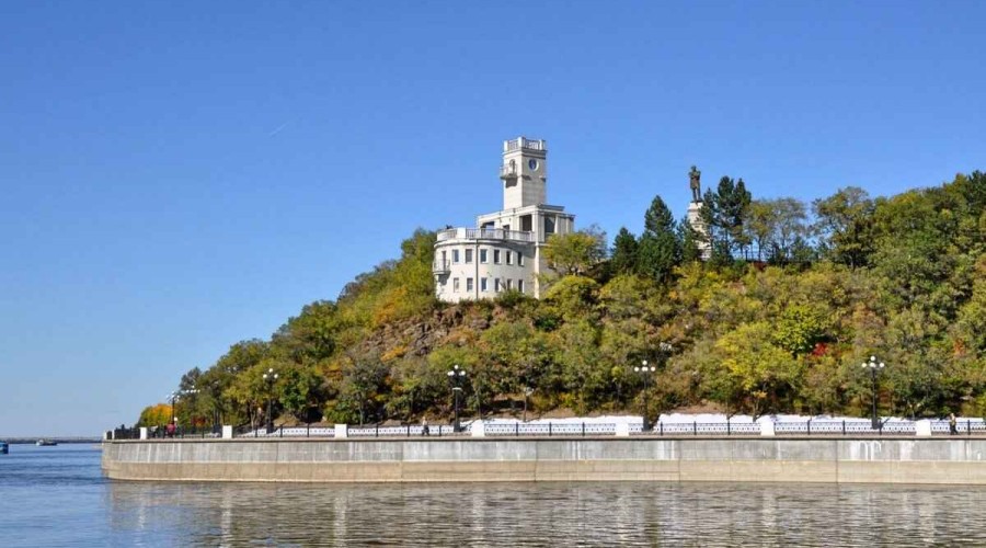 Амурский утес